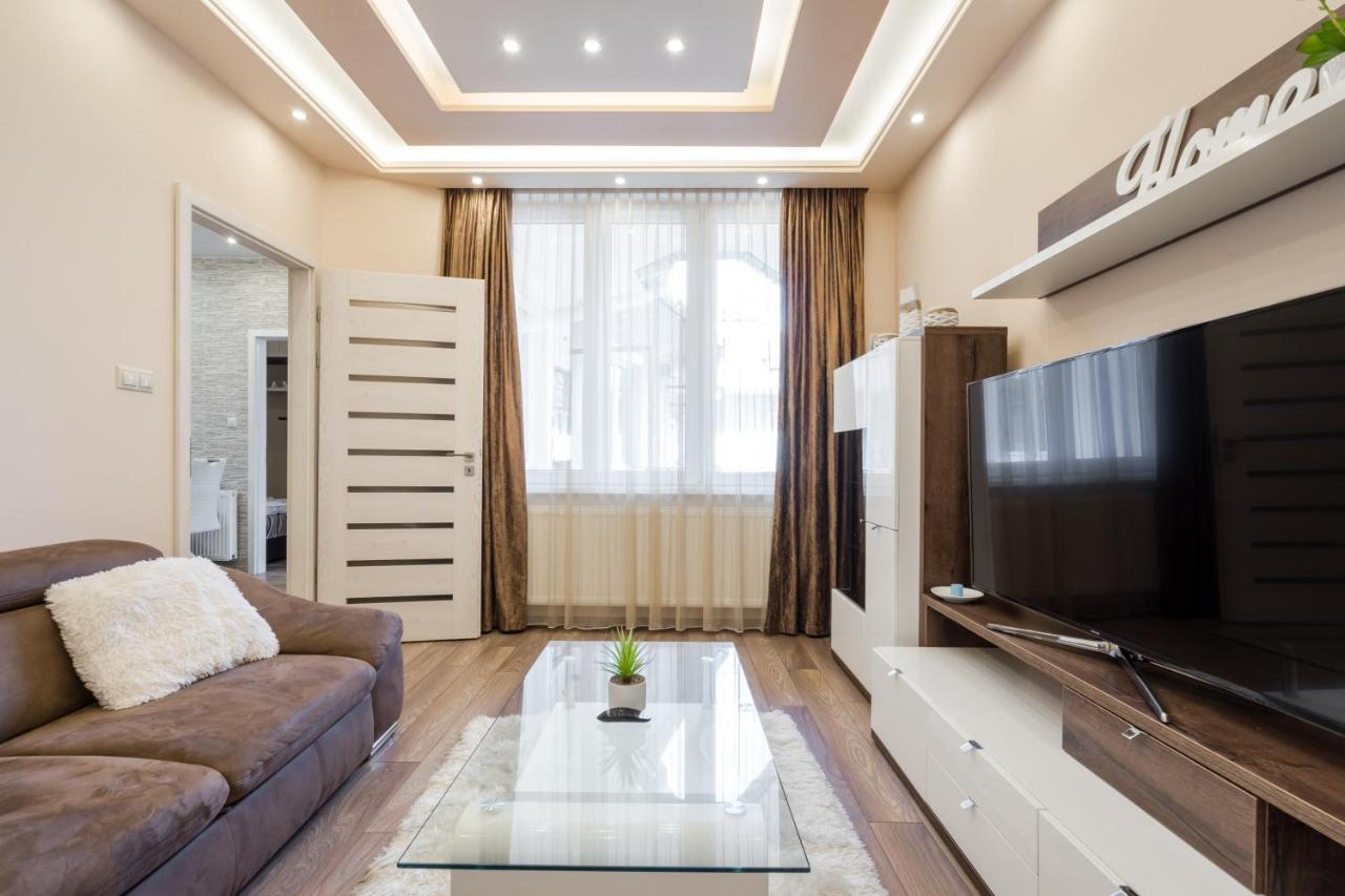 Bpr Pure Nature Designer Suite Budapest Esterno foto