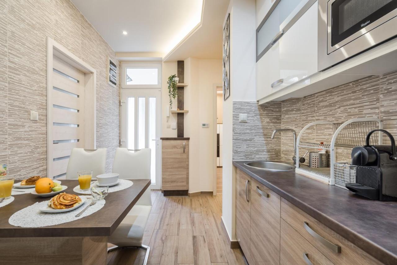 Bpr Pure Nature Designer Suite Budapest Esterno foto